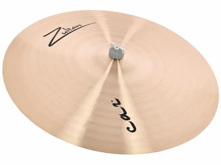 Zultan 21" Caz Crash, di fronte su sfondo neutro